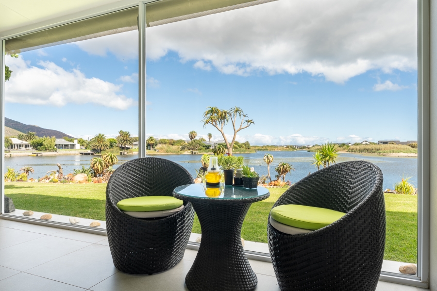 3 Bedroom Property for Sale in Lake Michelle Western Cape